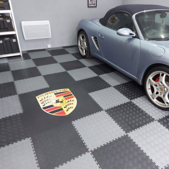Garage Floor Tiles TREADPLATE | Duramat UK